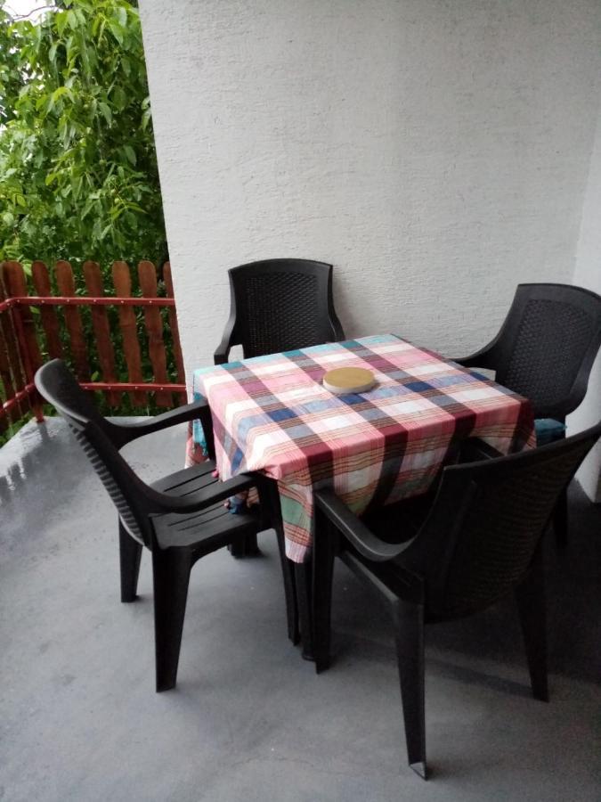 Family Apartman Ana - Star Galambóc Kültér fotó